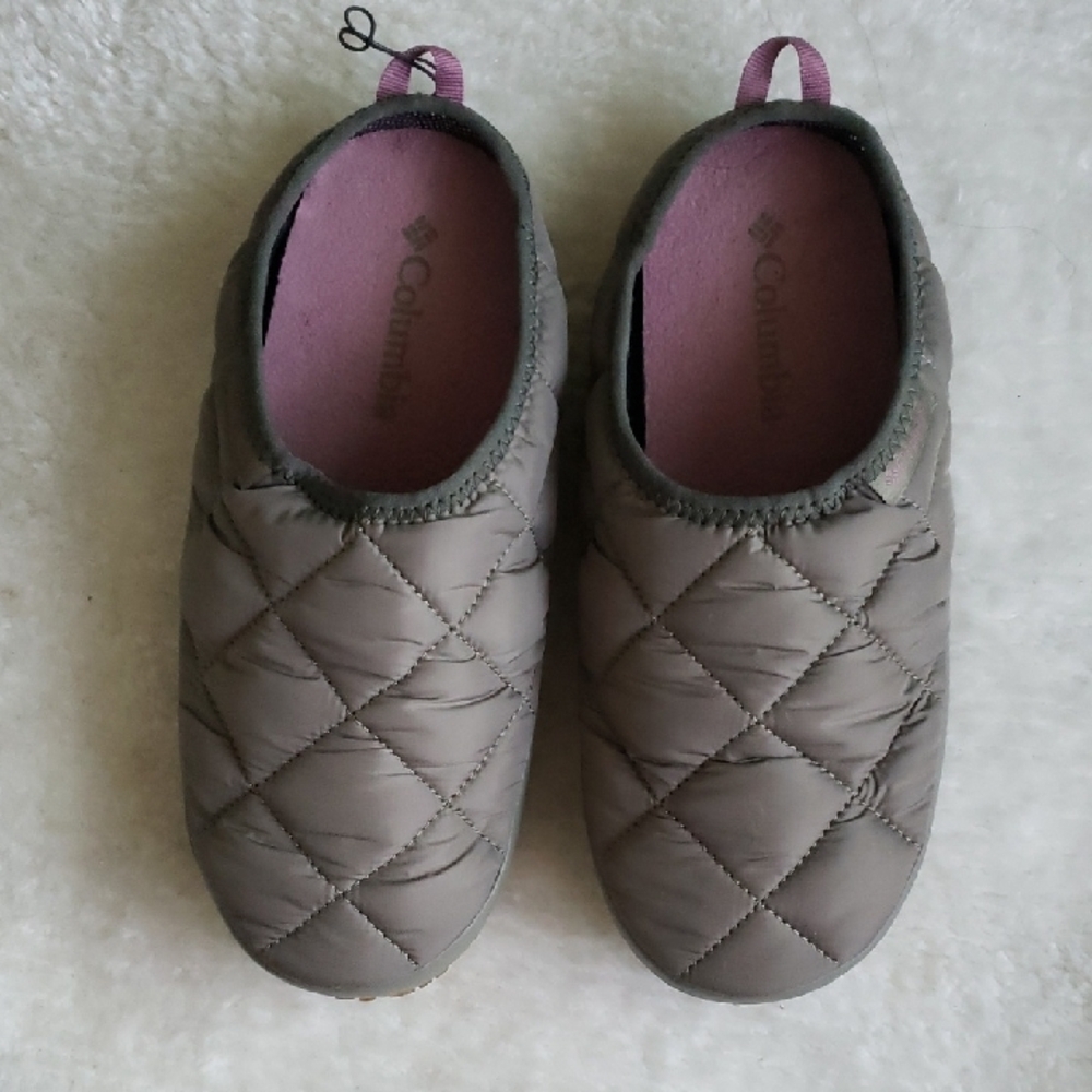 Columbia Never Worn Quilted Slip-On Footwear